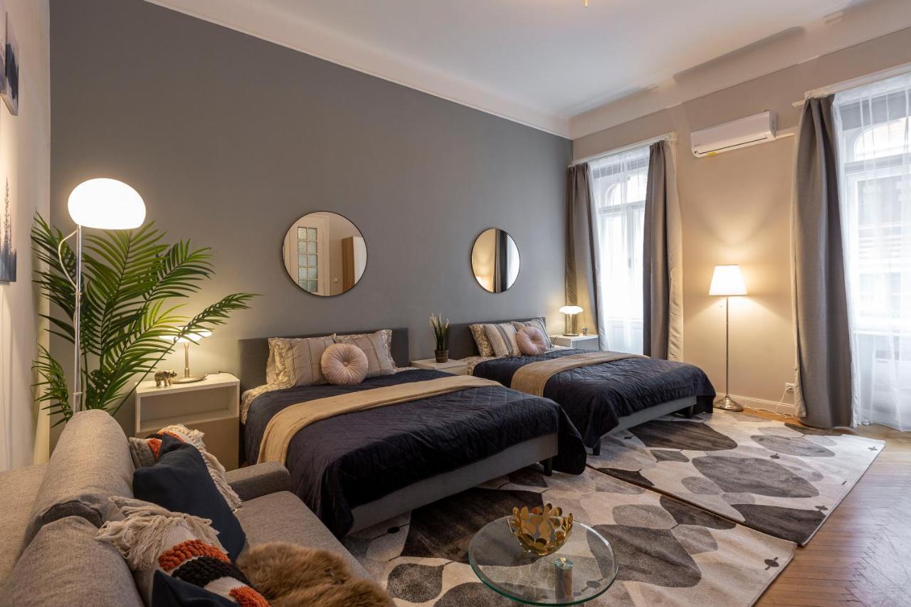 Spacious & Cozy Downtown Apartment With Balcony Budapest Ngoại thất bức ảnh